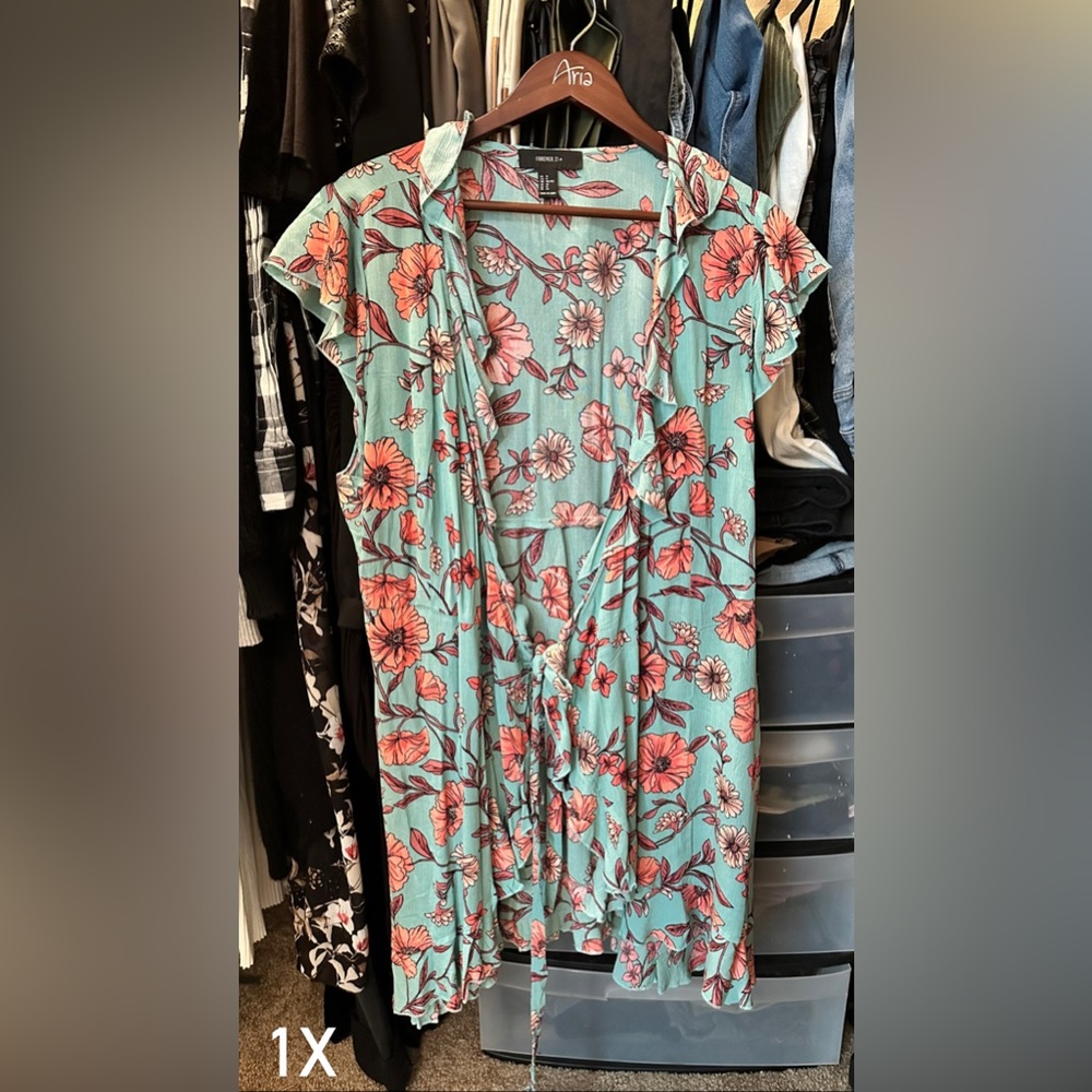 Forever 21 Plus Size Floral Dress